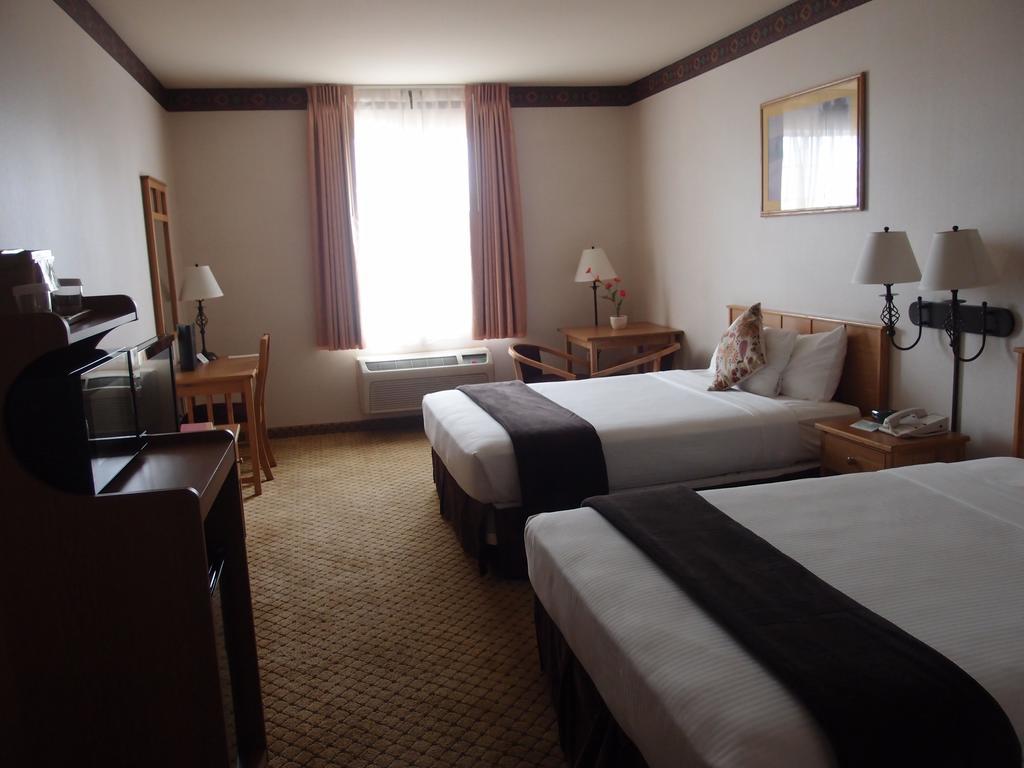 קורנינג The Inn At Rolling Hills Casino & Resort מראה חיצוני תמונה